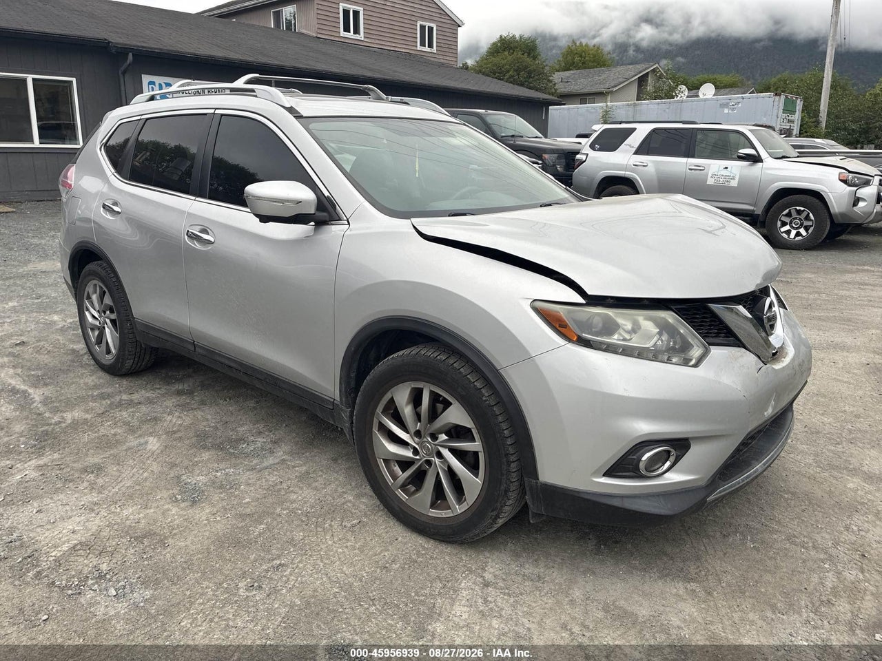 5N1AT2MT7FC****** · 2015 NISSAN ROGUE SL