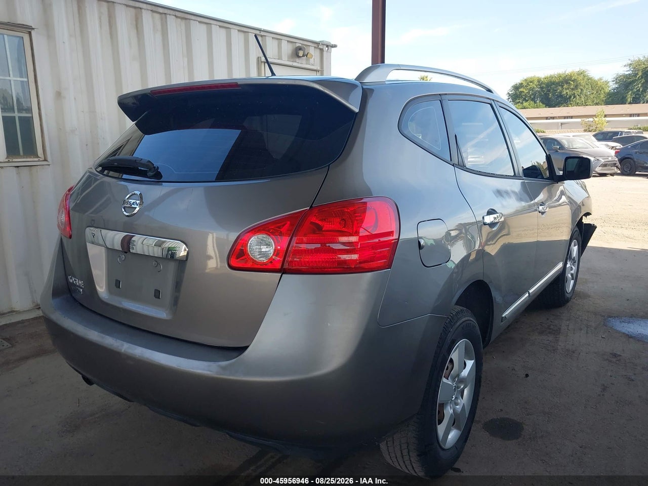 2014 NISSAN ROGUE SELECT S · 4/11