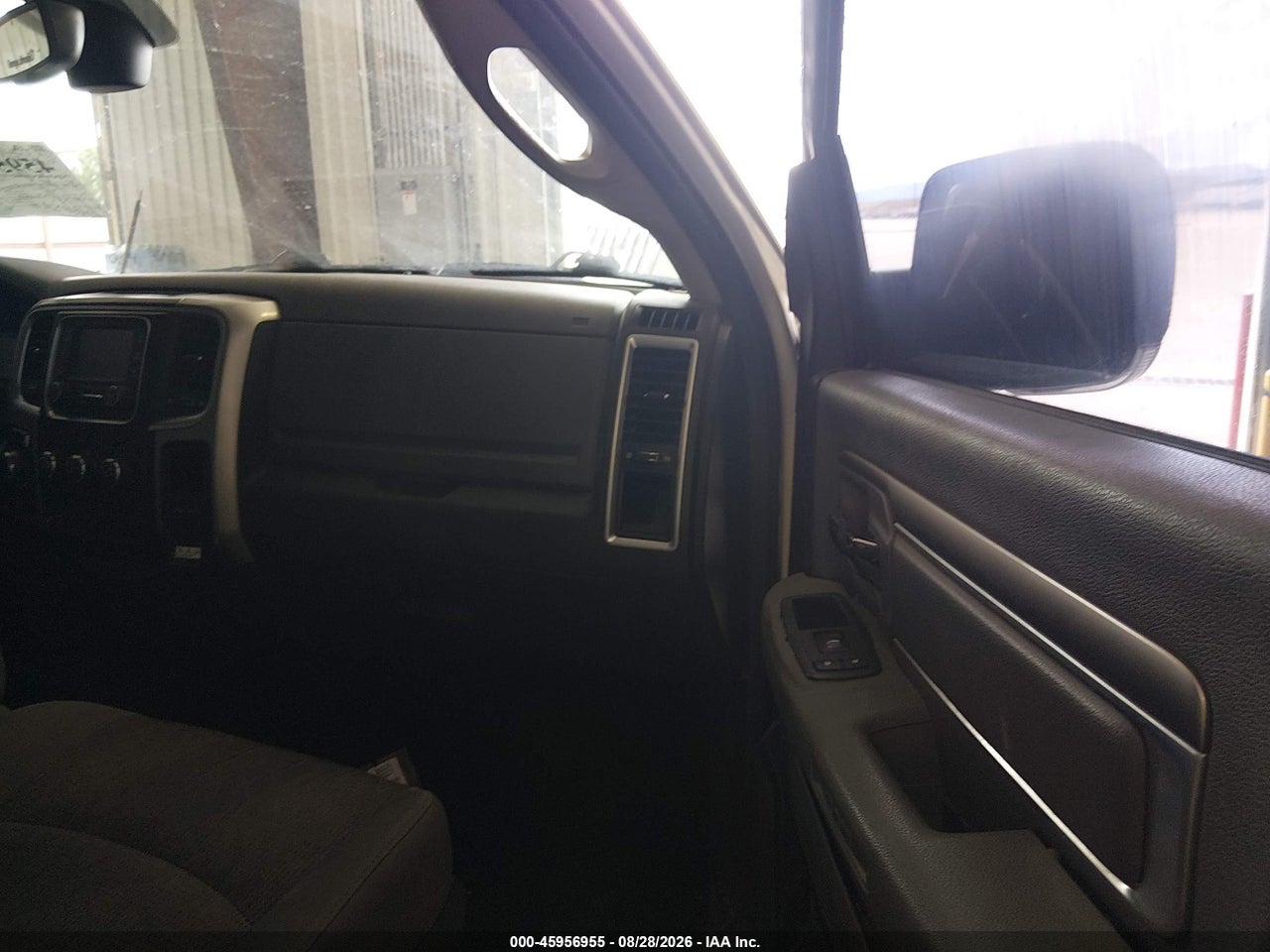 2015 RAM 1500 BIG HORN · 5/11