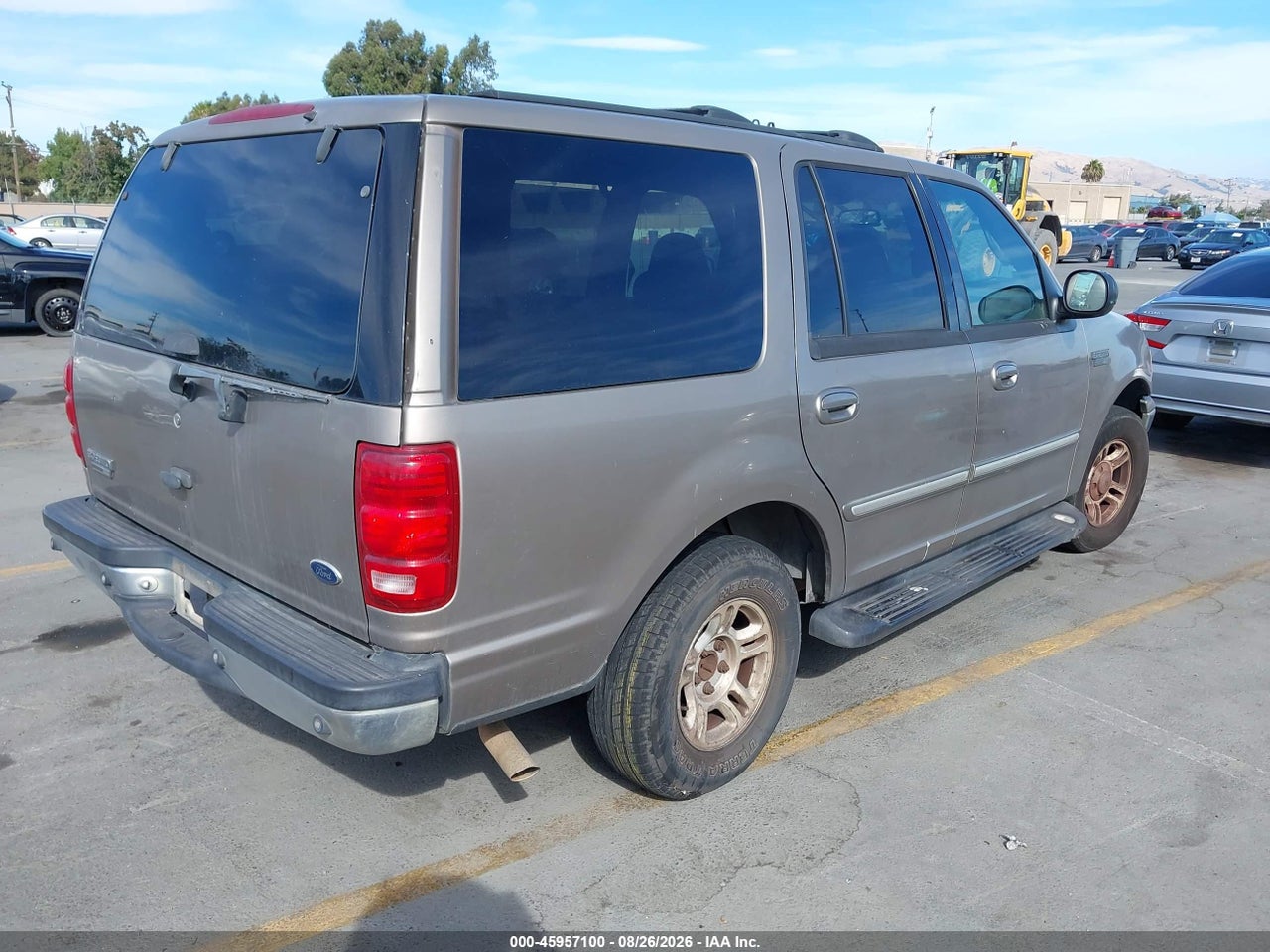 2001 FORD EXPEDITION XLT · 4/10