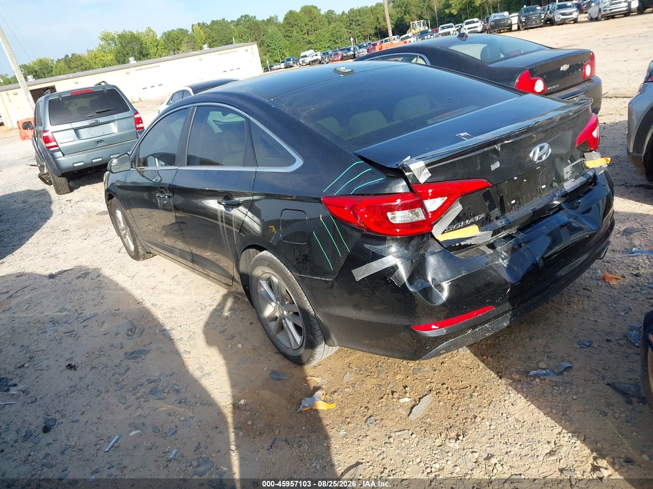 2015 HYUNDAI SONATA SE · 3/11