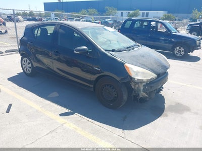 2013 TOYOTA PRIUS C TWO