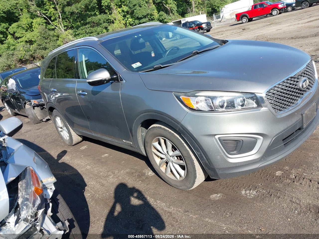 5XYPGDA54JG****** · 2018 KIA SORENTO 3.3L LX