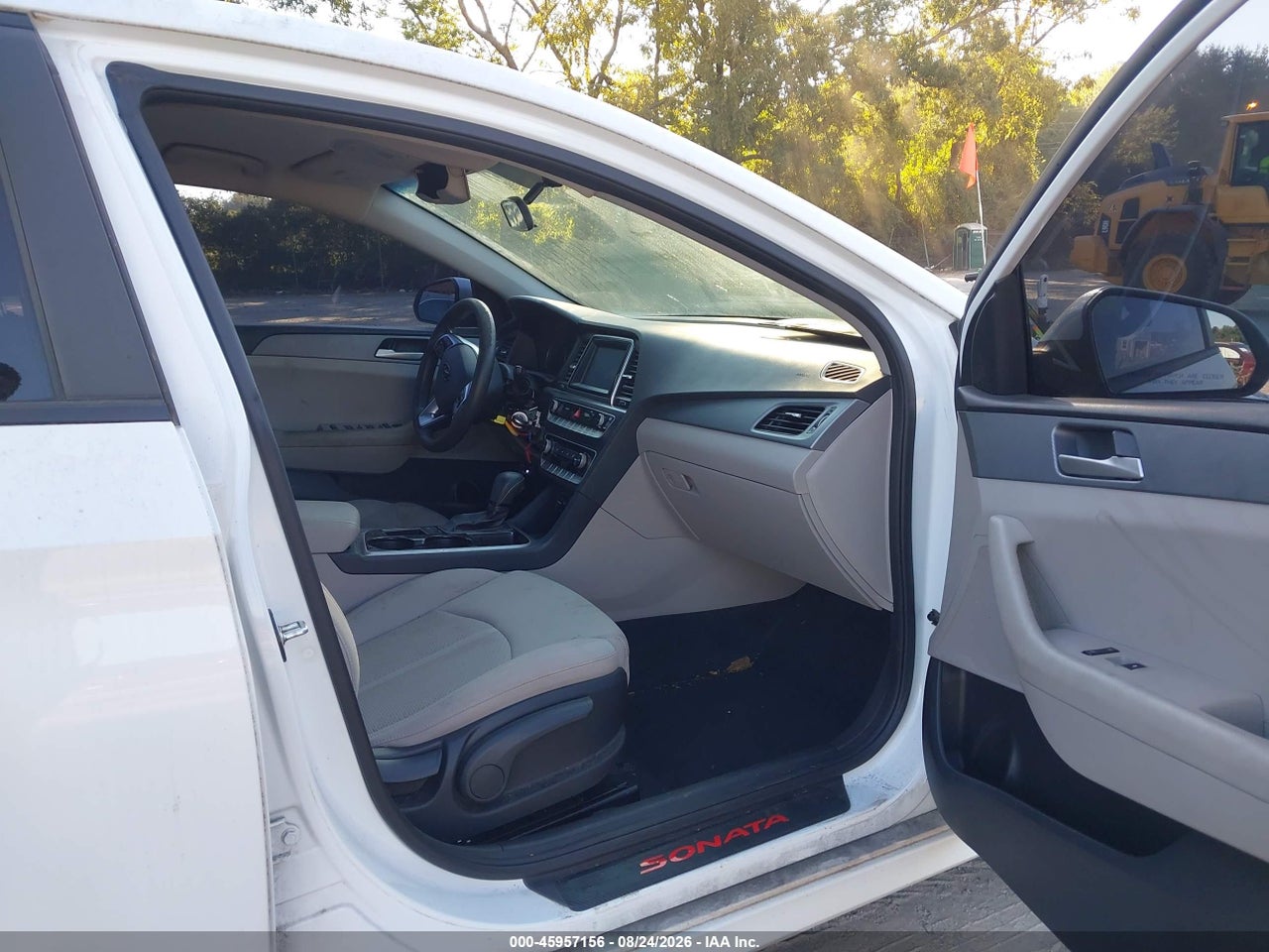2018 HYUNDAI SONATA SE · 5/11