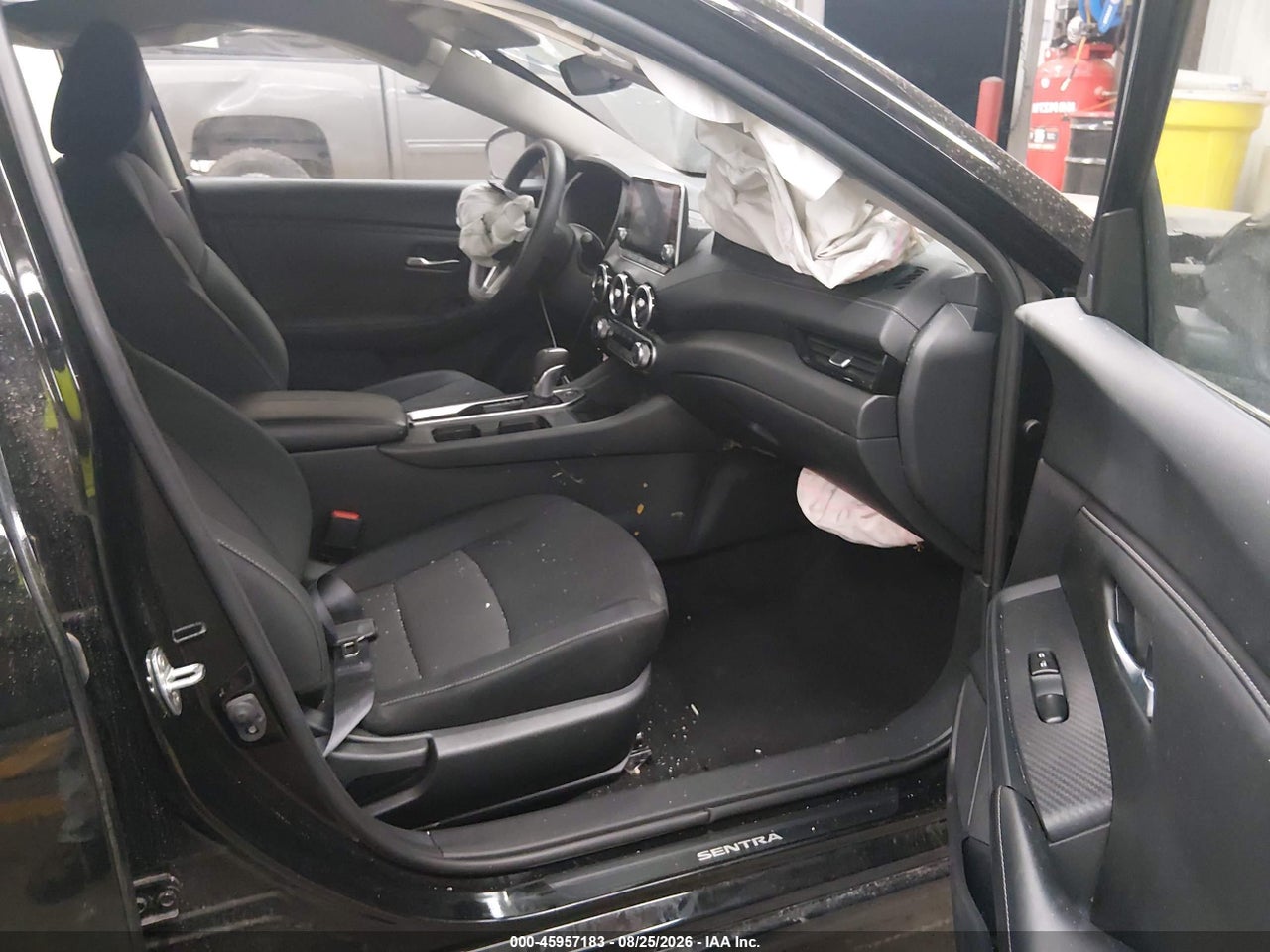 2025 NISSAN SENTRA SV · 5/11