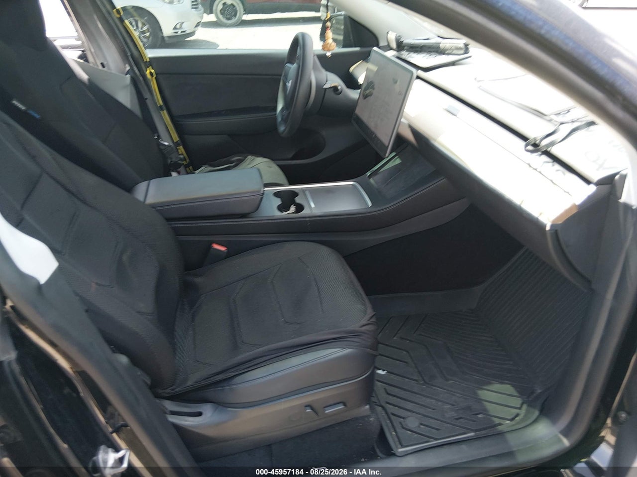 2021 TESLA MODEL Y LONG RANGE DUAL MOTOR ALL-WHEEL DRIVE · 5/10
