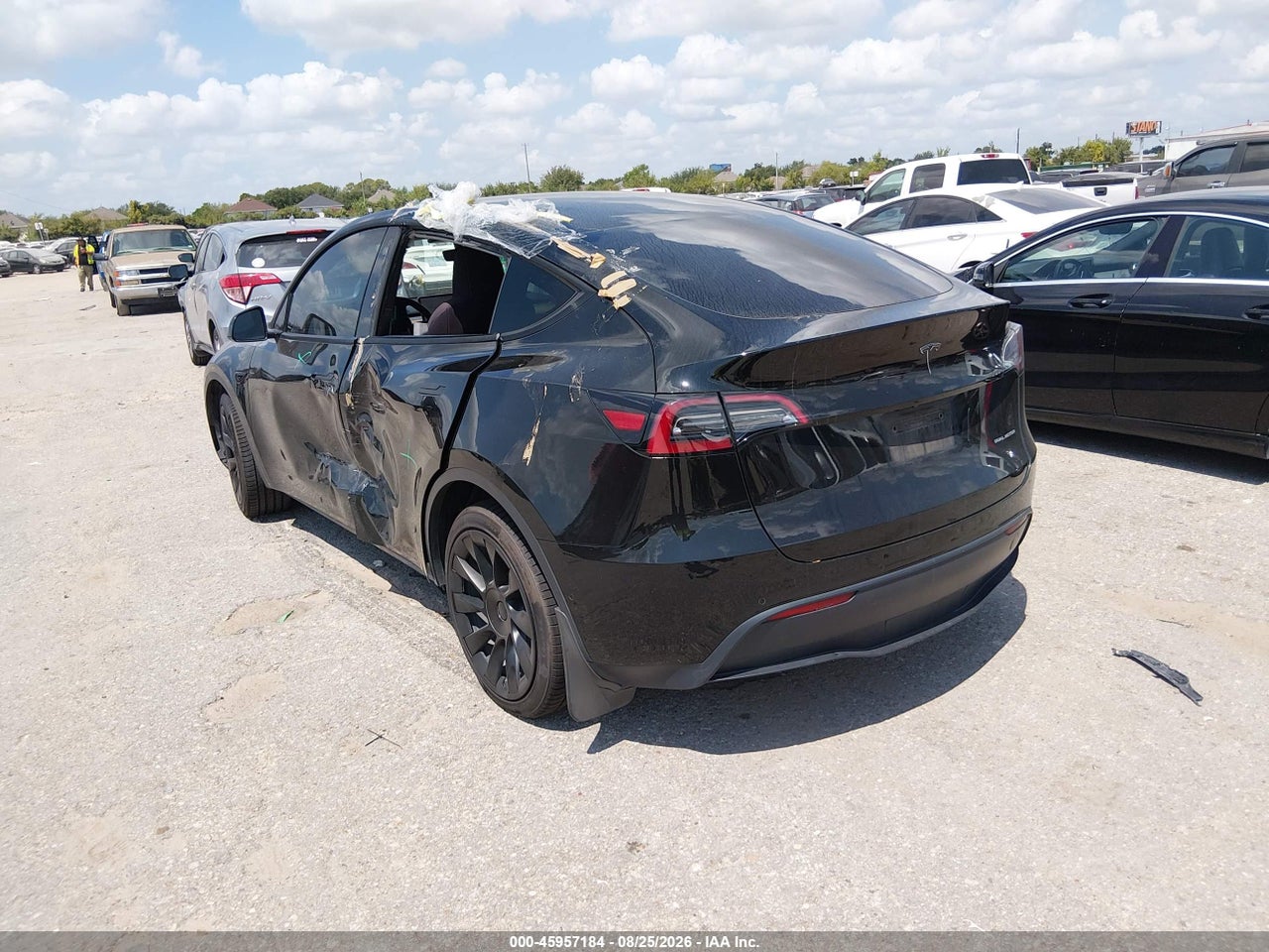 2021 TESLA MODEL Y LONG RANGE DUAL MOTOR ALL-WHEEL DRIVE · 3/10