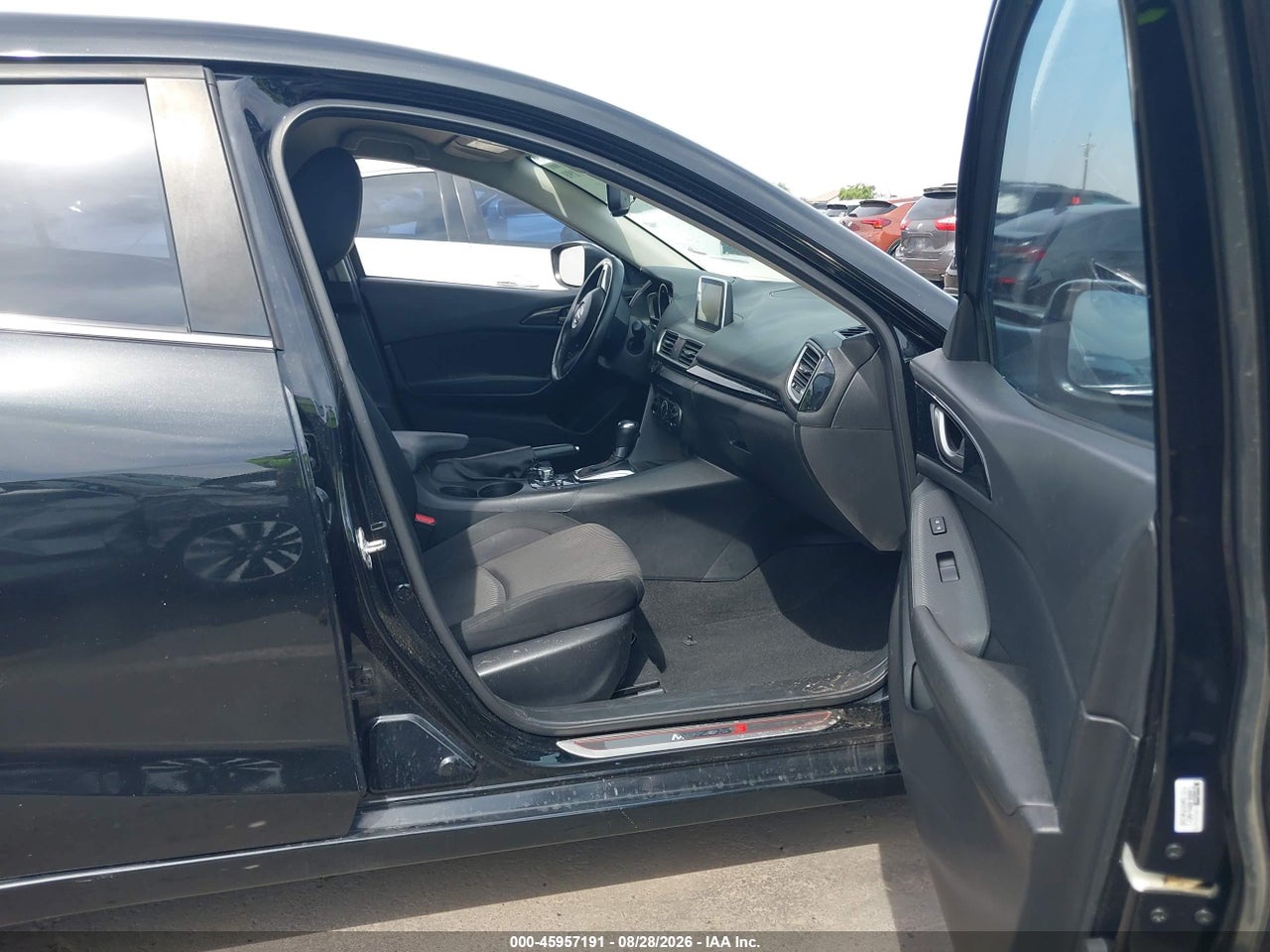 2015 MAZDA MAZDA3 I TOURING · 5/11