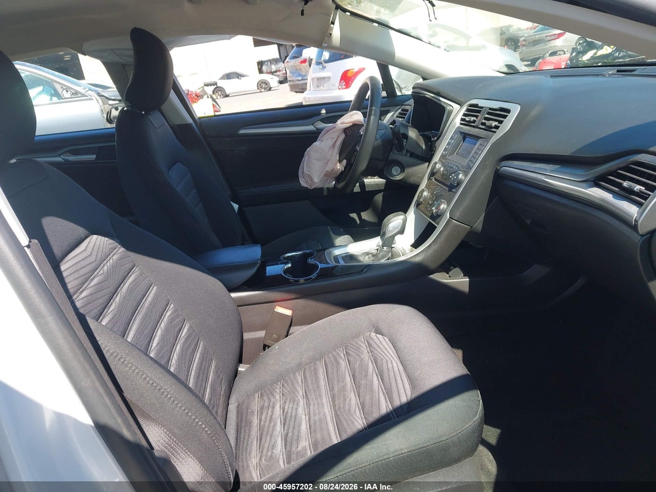 2016 FORD FUSION SE · 5/11
