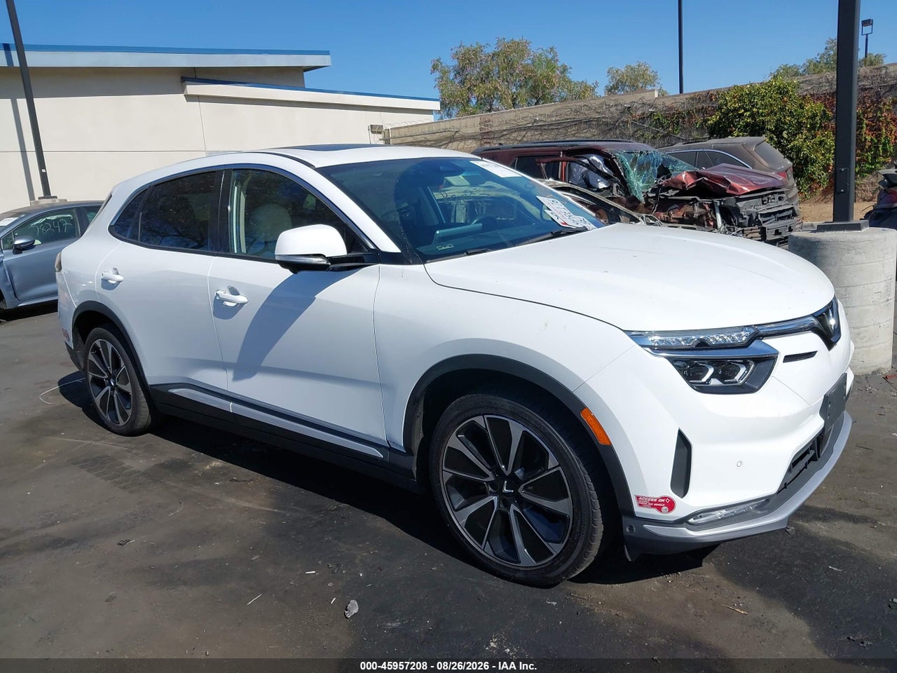 2024 VINFAST VF 8 PLUS · 6/11