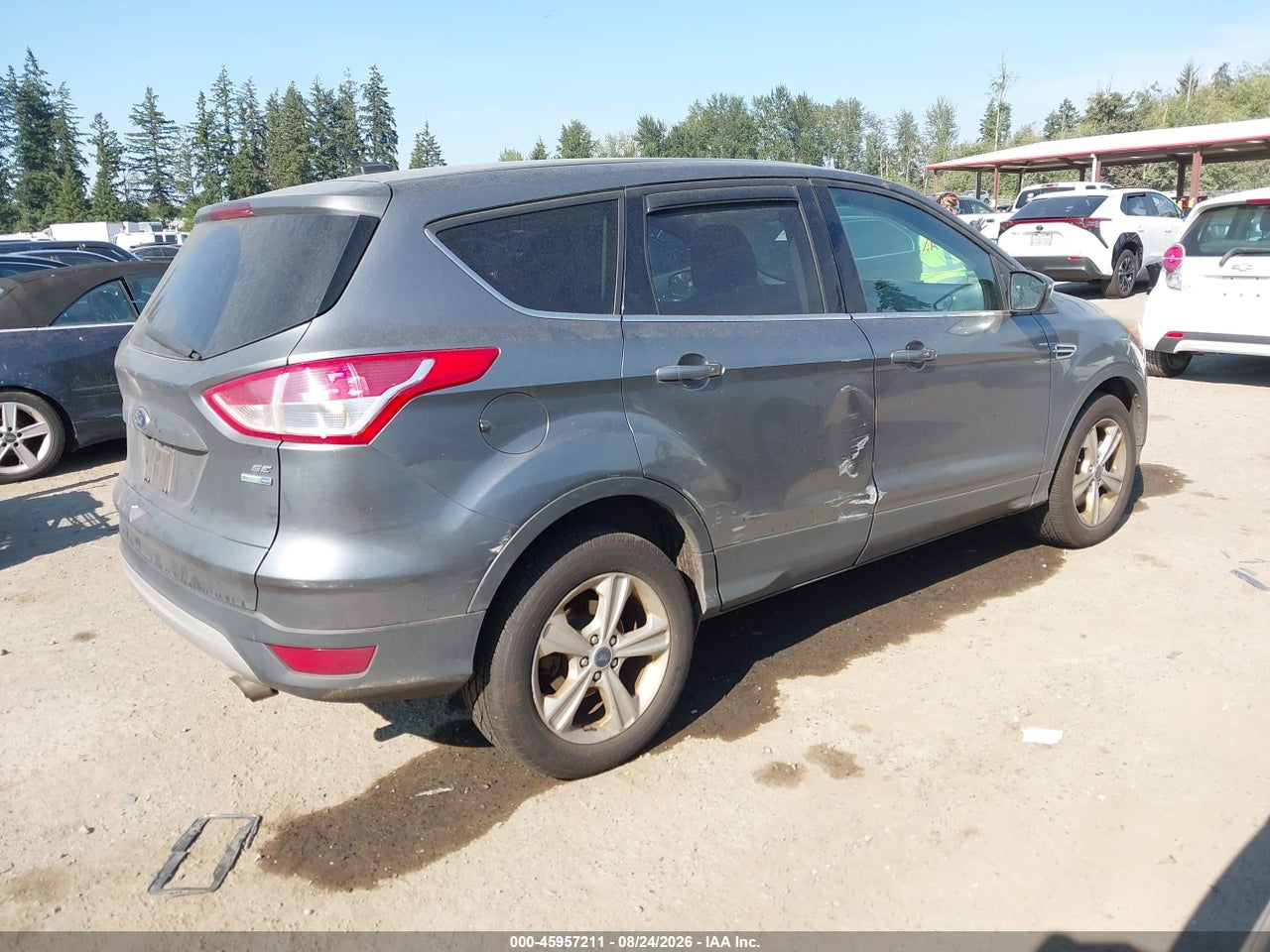 2014 FORD ESCAPE SE · 4/11