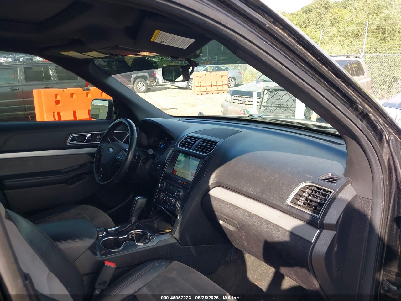 2017 FORD EXPLORER XLT · 5/11
