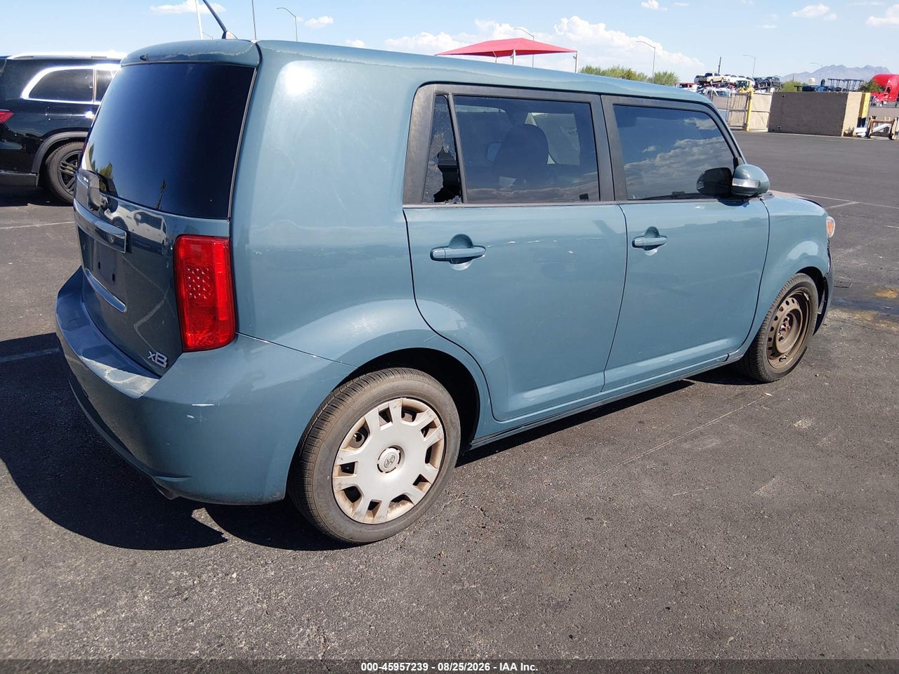 2008 SCION XB · 4/11