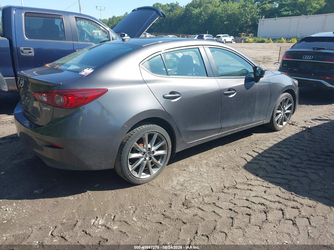 2018 MAZDA MAZDA3 TOURING · 4/11