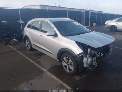 KNDCC3LC8K5****** · 2019 KIA NIRO EX