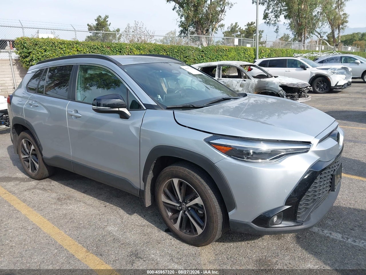 7MUFBABGXSV****** · 2025 TOYOTA COROLLA CROSS HYBRID XSE