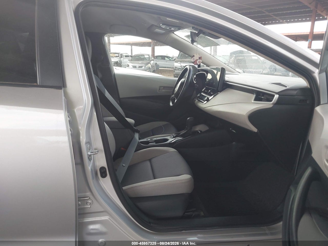2025 TOYOTA COROLLA LE · 5/11