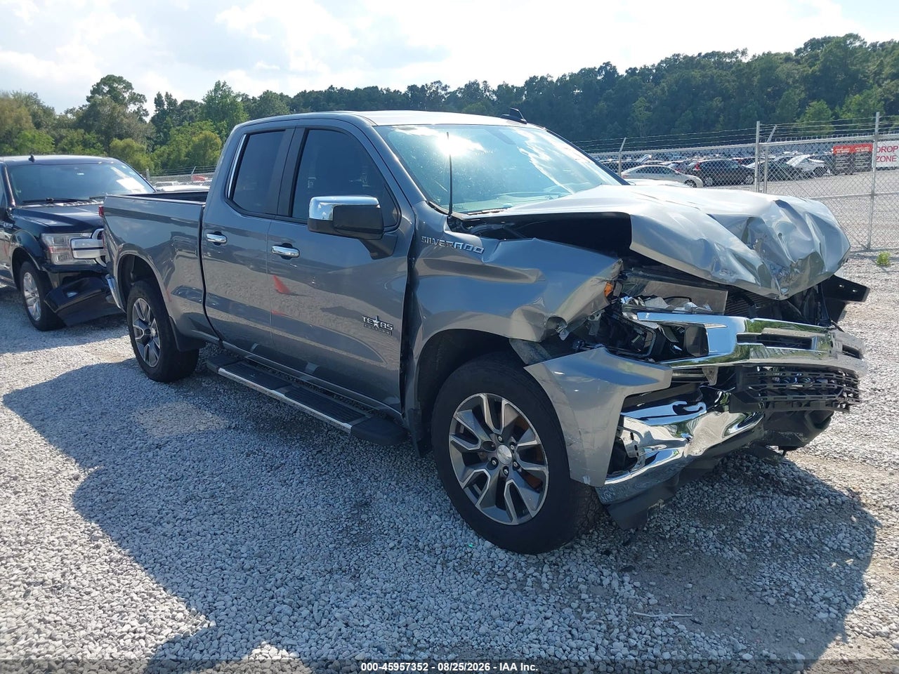 1GCRWCED6KZ****** · 2019 CHEVROLET SILVERADO 1500 LT