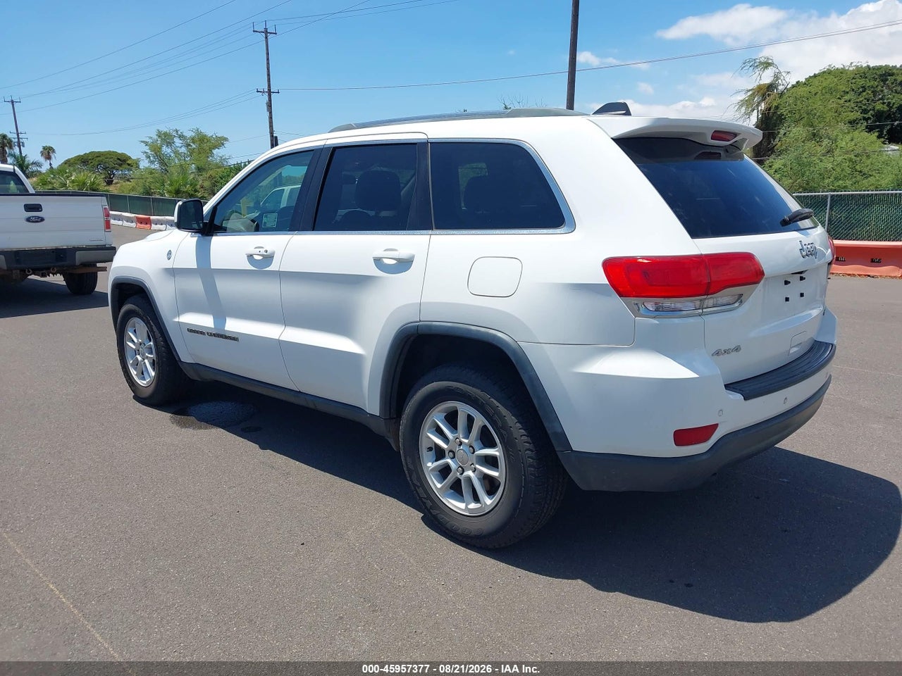 2019 JEEP GRAND CHEROKEE LAREDO E 4X4 · 3/11