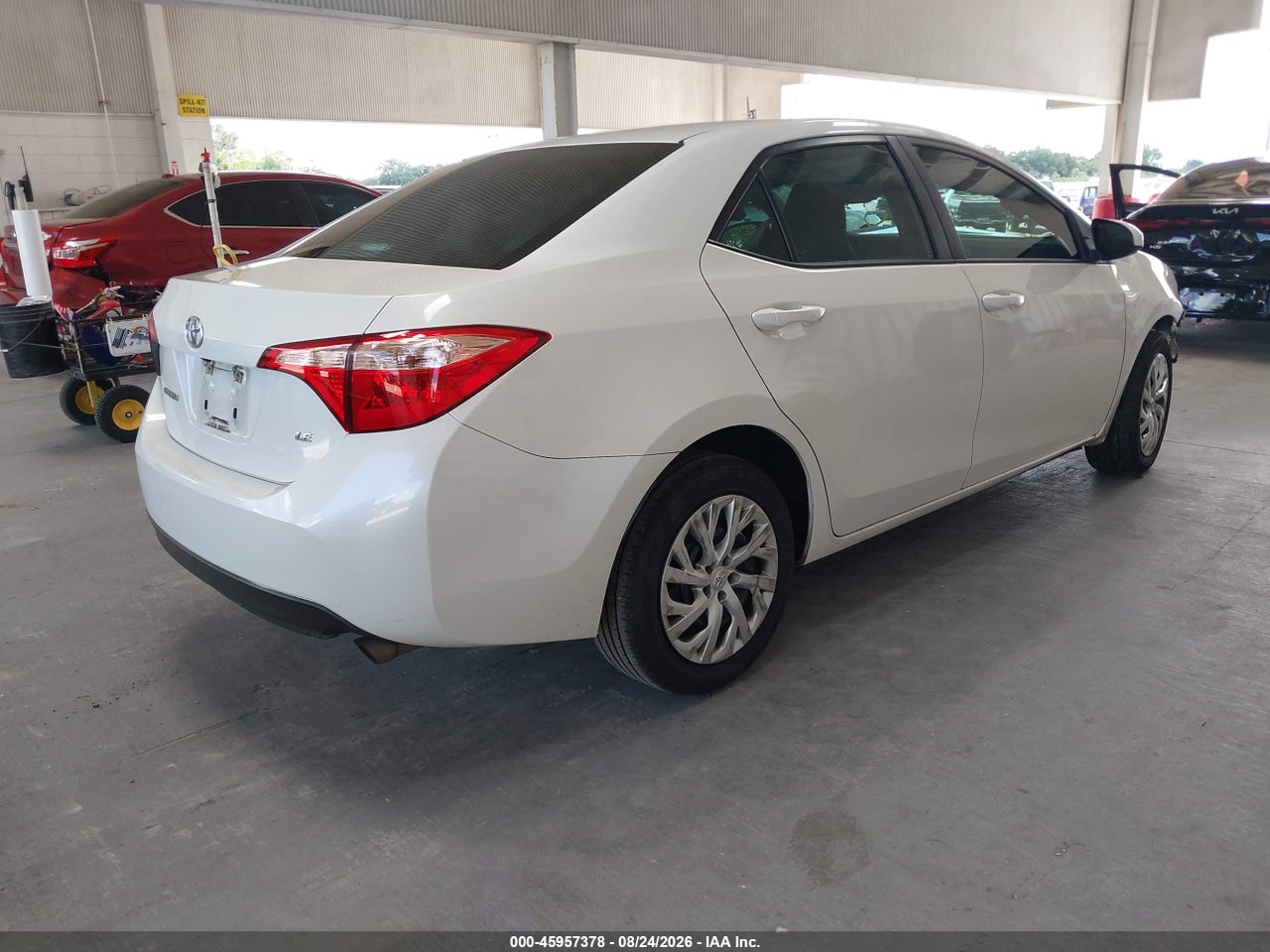 2019 TOYOTA COROLLA LE · 4/11