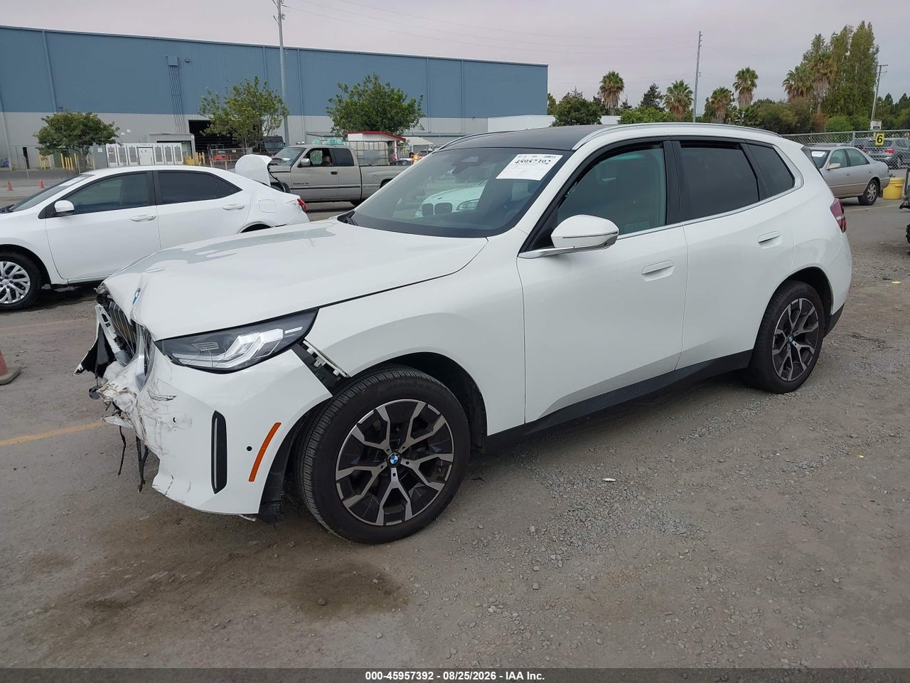 2025 BMW X3 30 XDRIVE · 2/10
