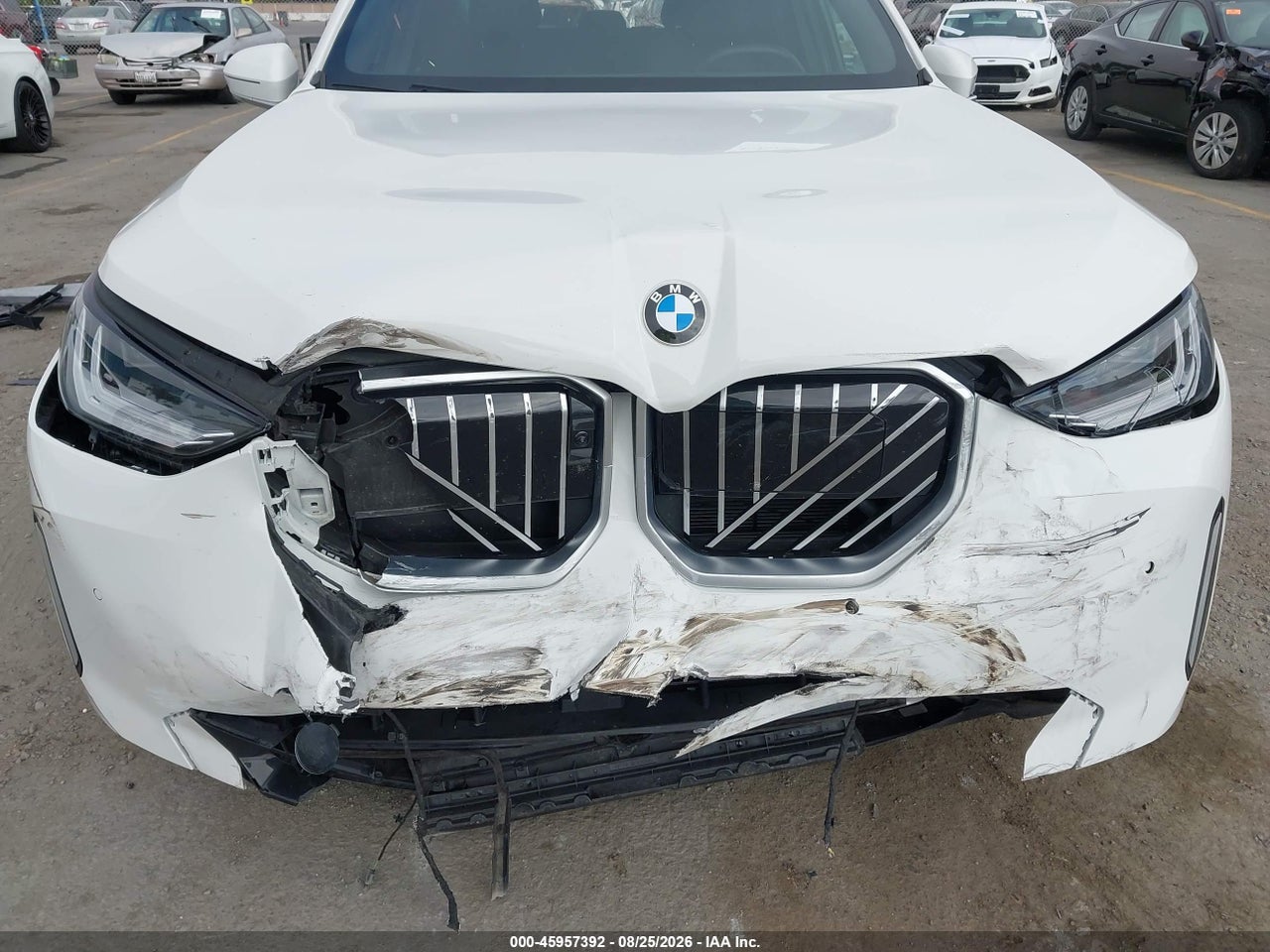 2025 BMW X3 30 XDRIVE · 6/10