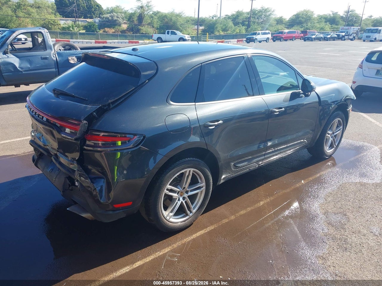 2024 PORSCHE MACAN T · 4/11