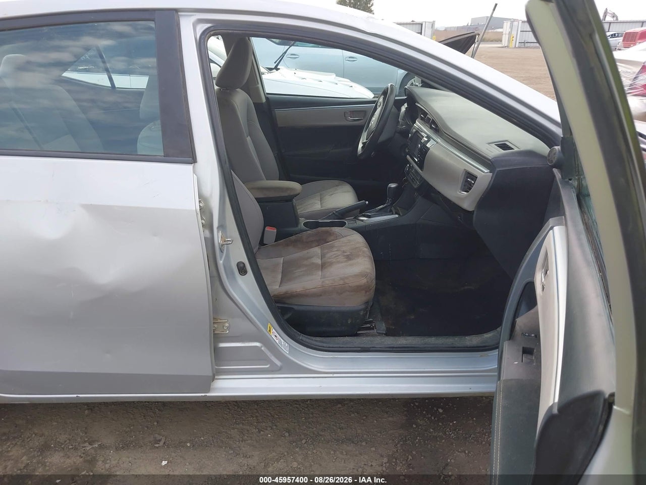 2014 TOYOTA COROLLA LE · 5/11