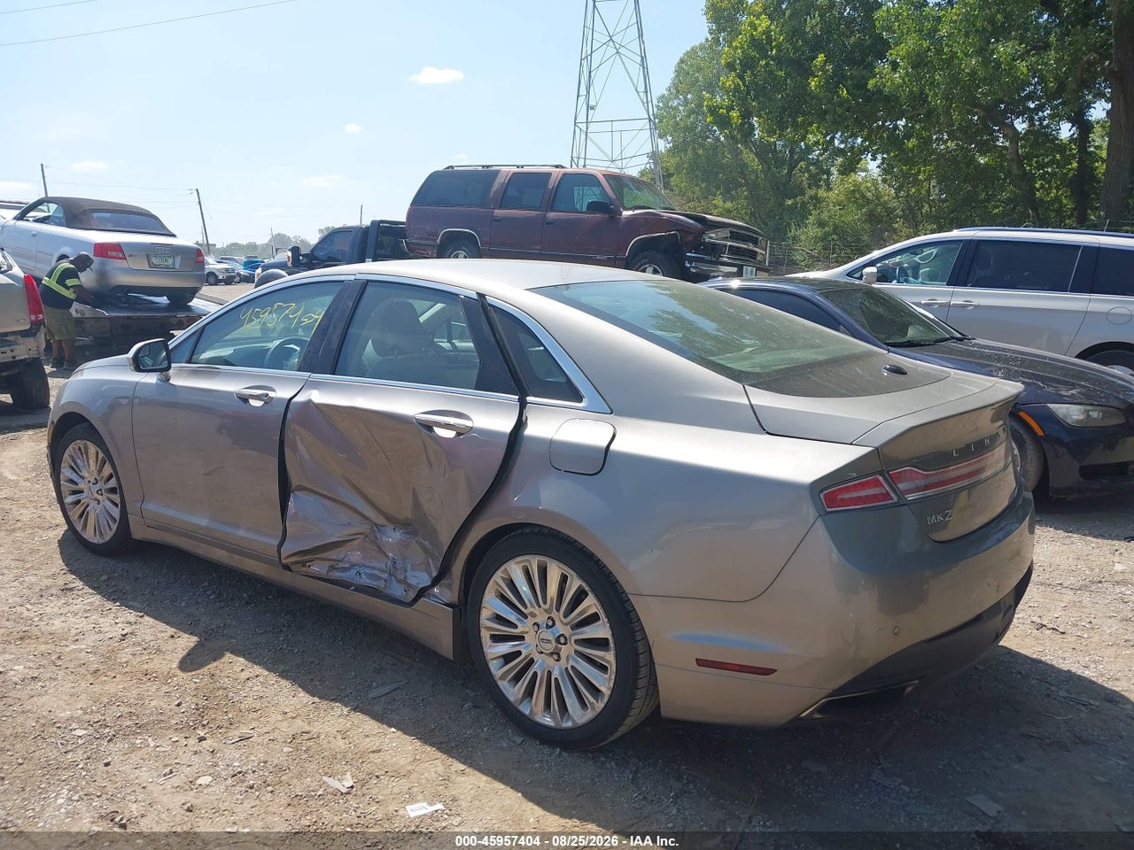 2016 LINCOLN MKZ · 3/11