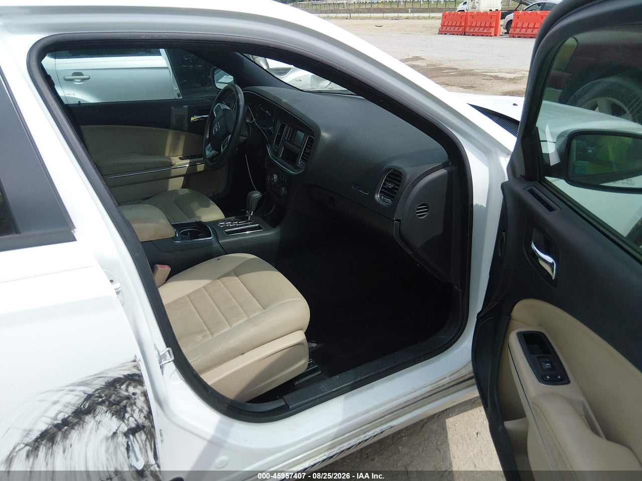 2013 DODGE CHARGER SE · 5/11
