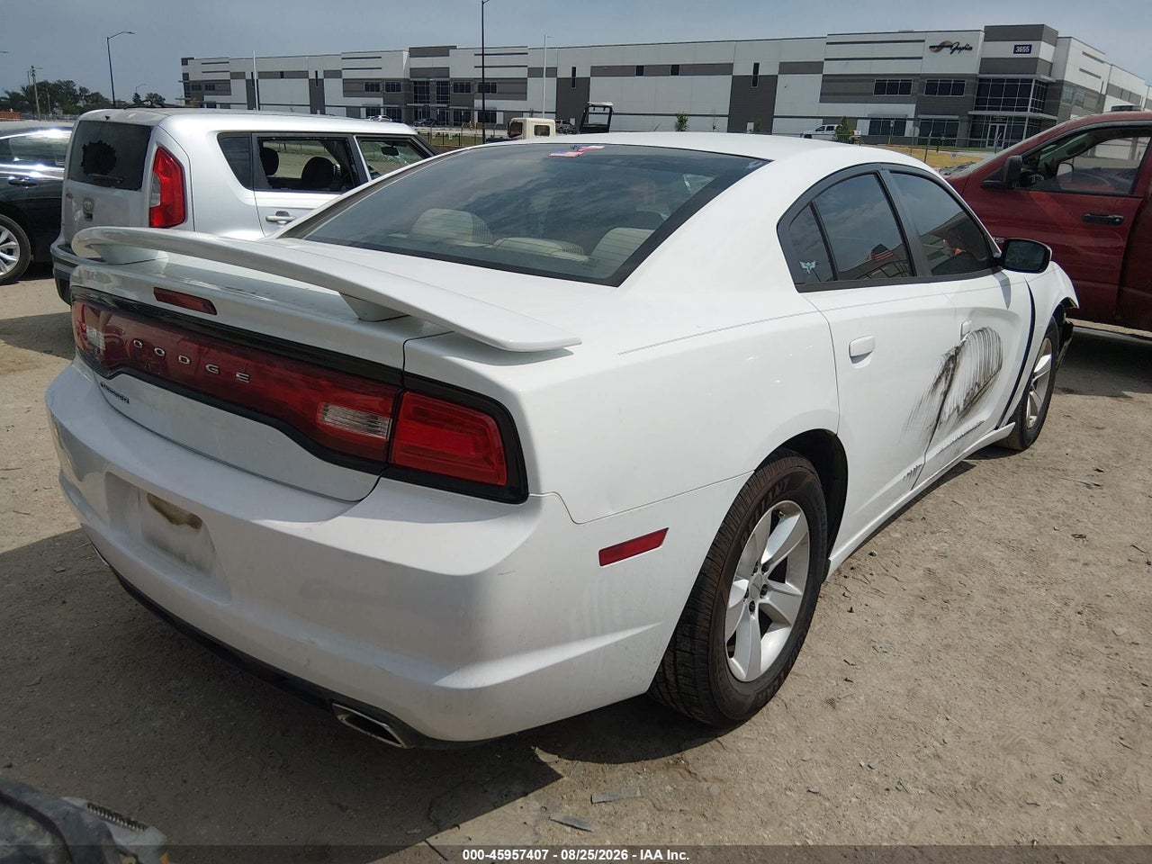 2013 DODGE CHARGER SE · 4/11