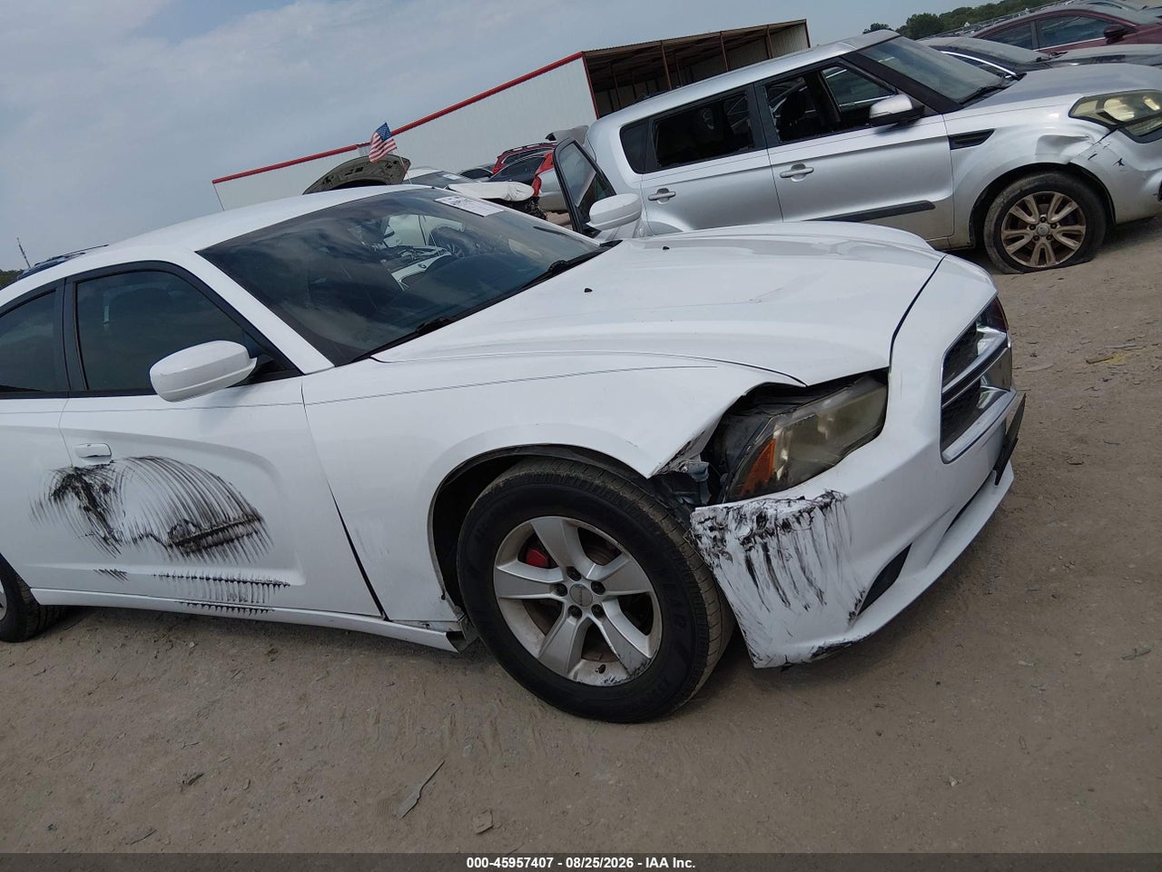 2013 DODGE CHARGER SE · 6/11