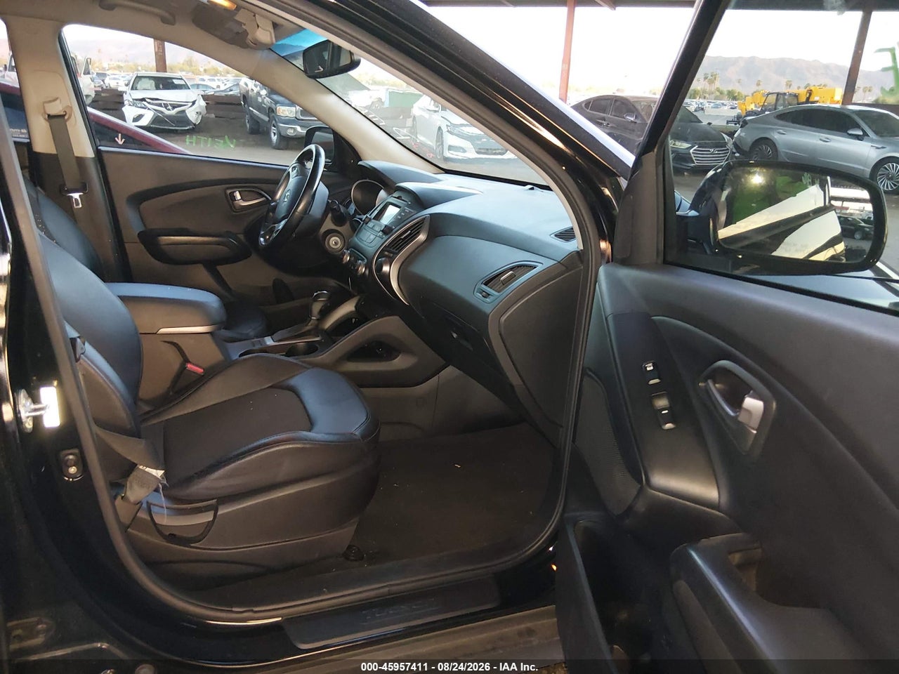 2014 HYUNDAI TUCSON SE · 5/11