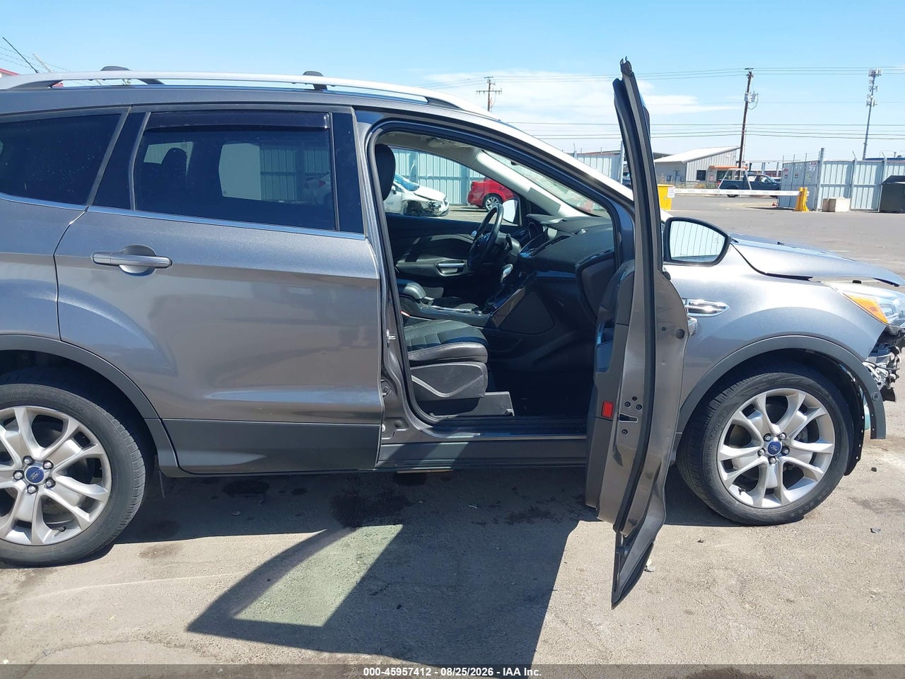 2014 FORD ESCAPE TITANIUM · 5/11