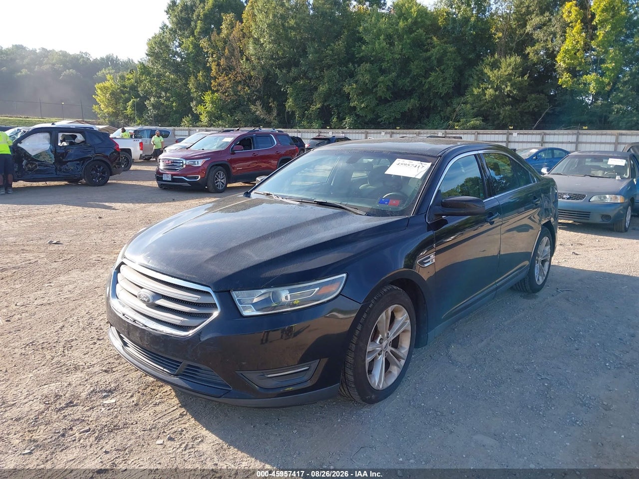 2017 FORD TAURUS SEL · 2/11