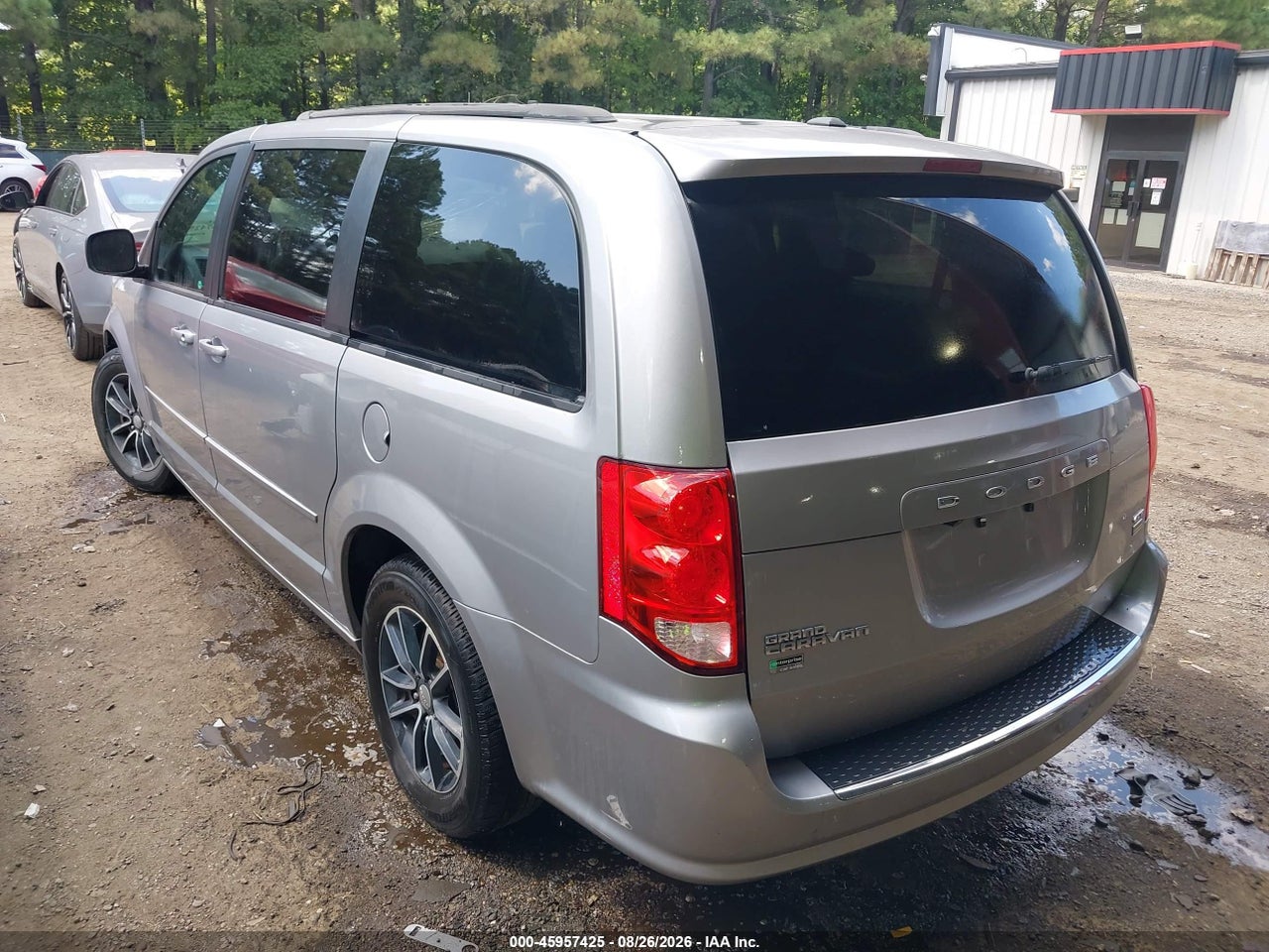 2017 DODGE GRAND CARAVAN GT · 3/10