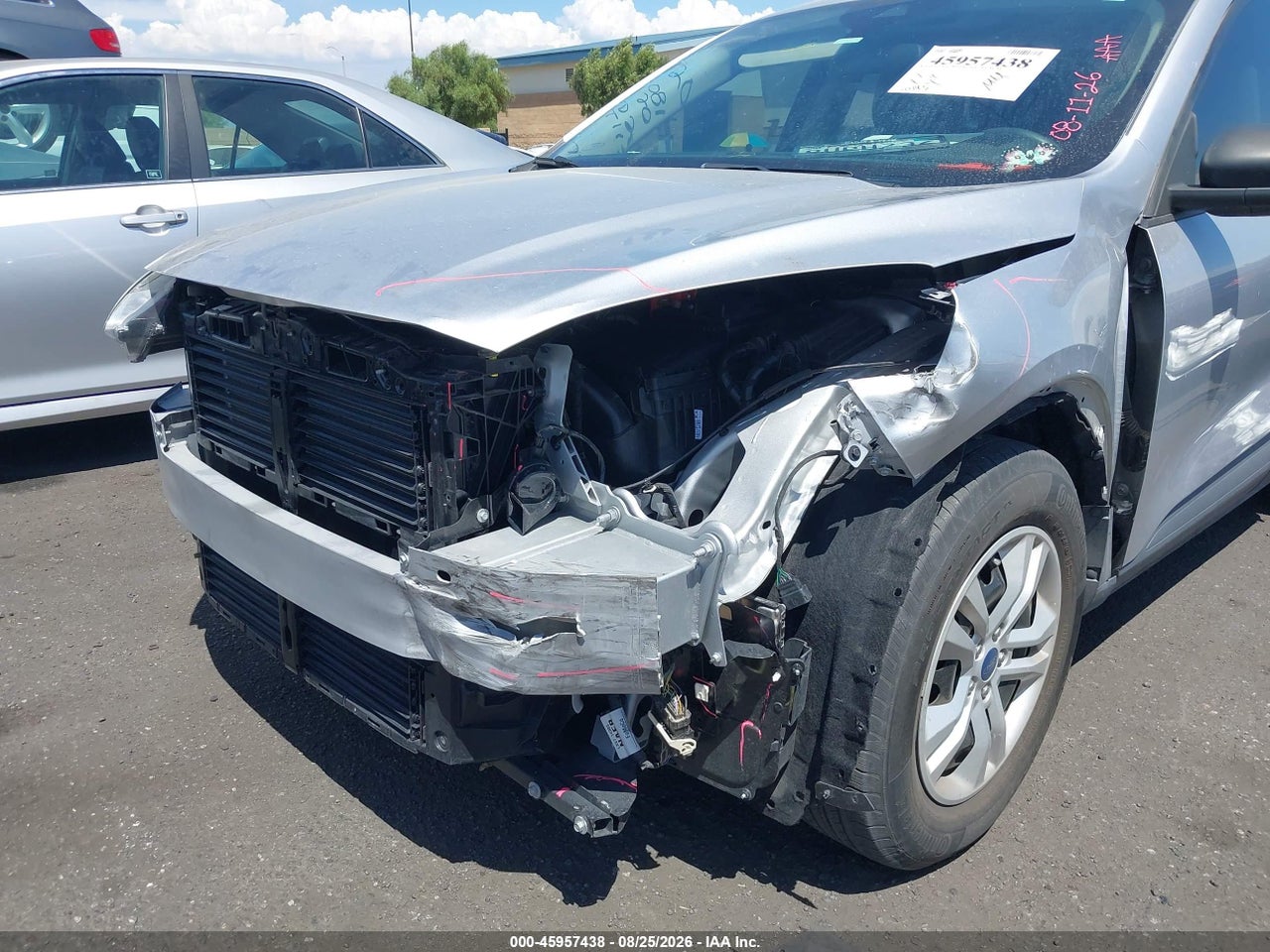 2020 FORD ESCAPE S · 6/11