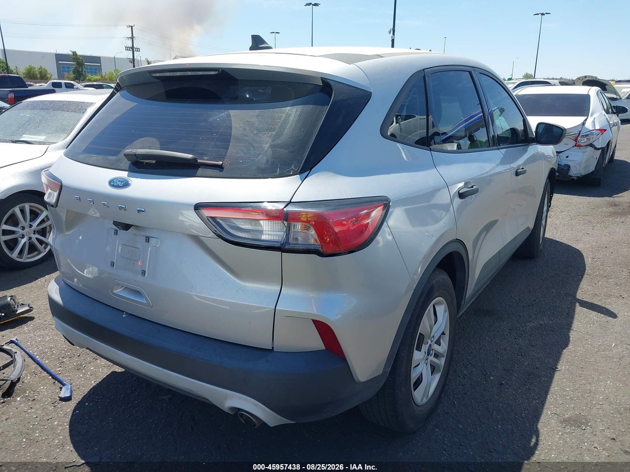 2020 FORD ESCAPE S · 4/11