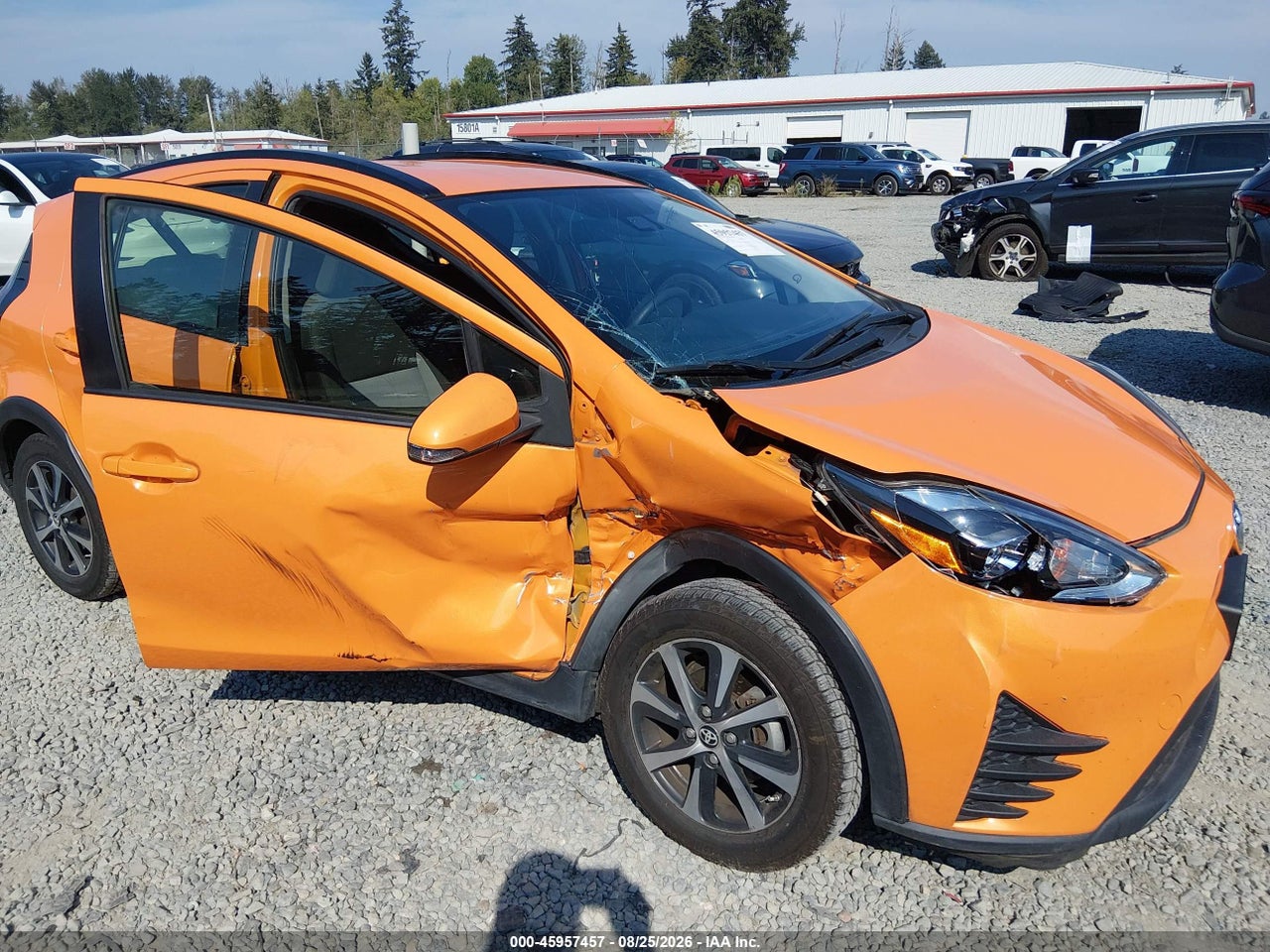 2018 TOYOTA PRIUS C TWO · 6/11