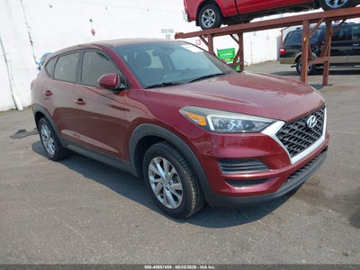 KM8J23A49KU****** · 2019 HYUNDAI TUCSON SE