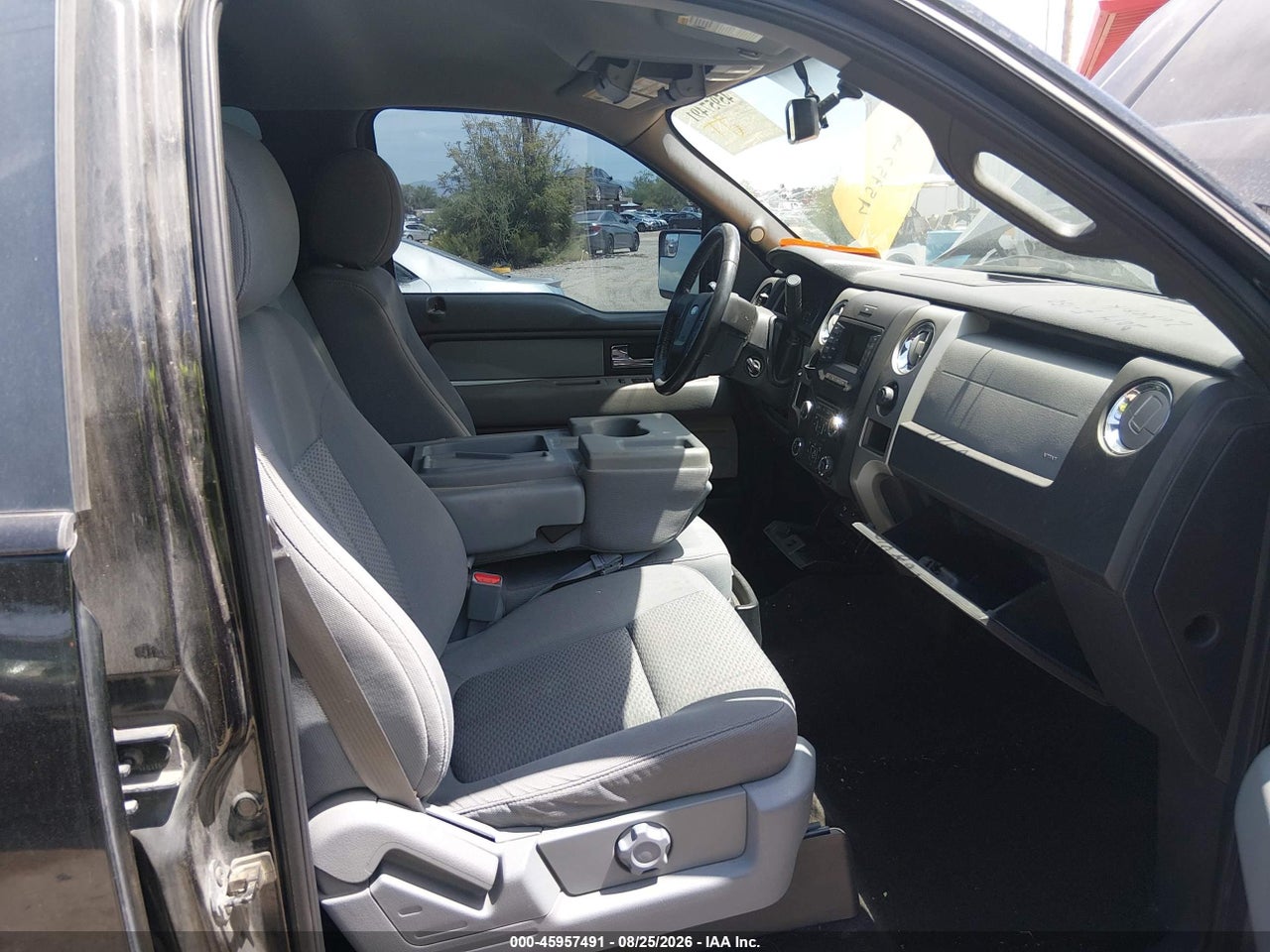 2014 FORD F-150 XLT · 5/11