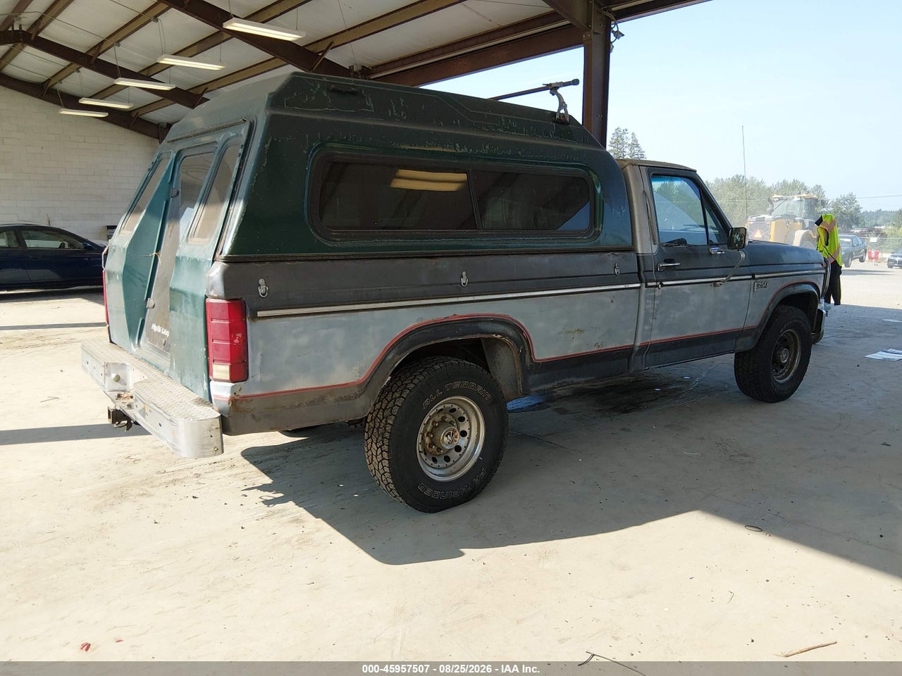 1985 FORD F250 · 4/11