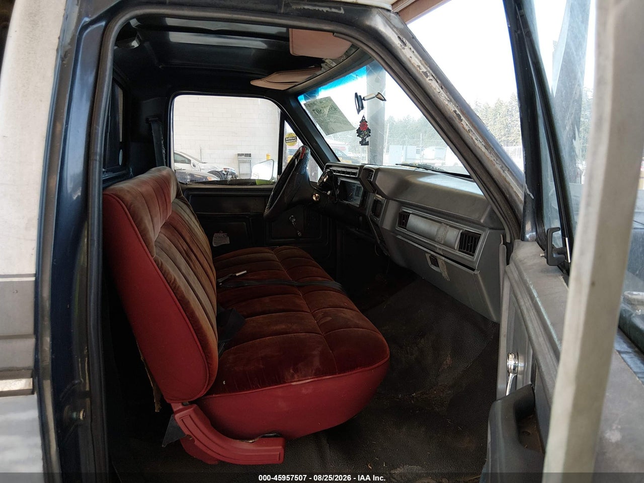 1985 FORD F250 · 5/11