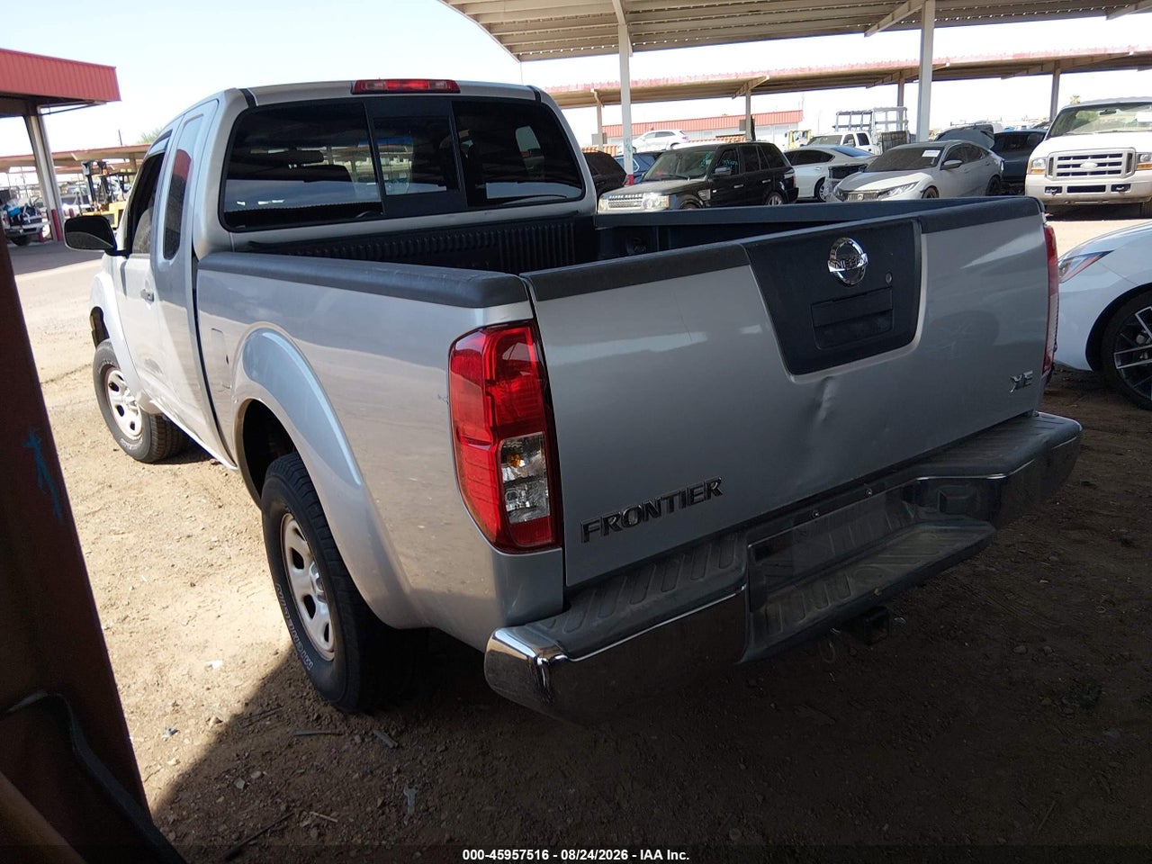 2005 NISSAN FRONTIER XE · 3/10