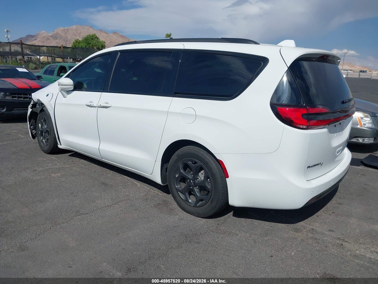 2021 CHRYSLER PACIFICA HYBRID TOURING · 3/11