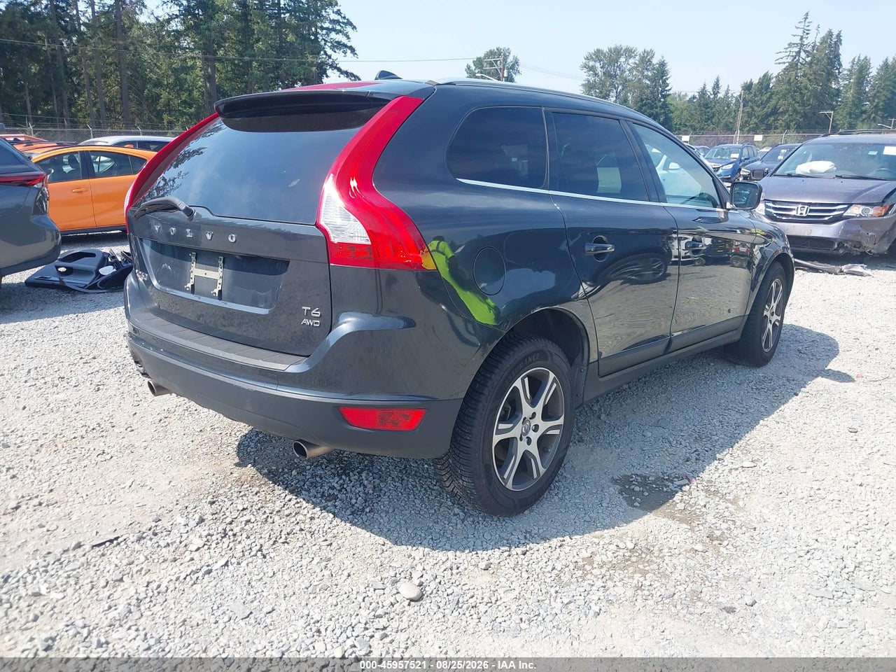2013 VOLVO XC60 T6 · 4/11