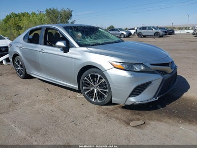 2018 TOYOTA CAMRY SE
