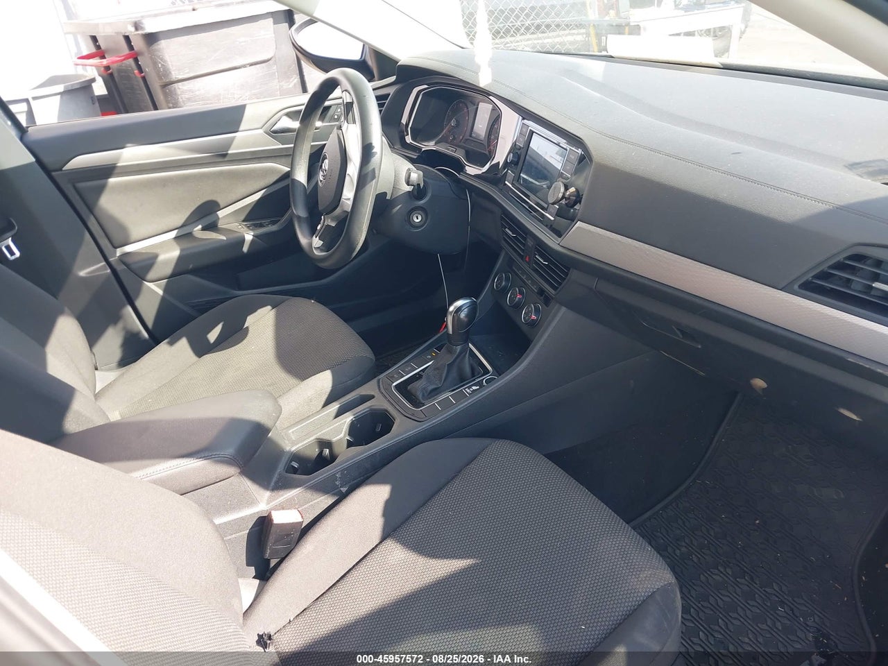 2019 VOLKSWAGEN JETTA 1.4T R-LINE/1.4T S/1.4T SE · 5/11