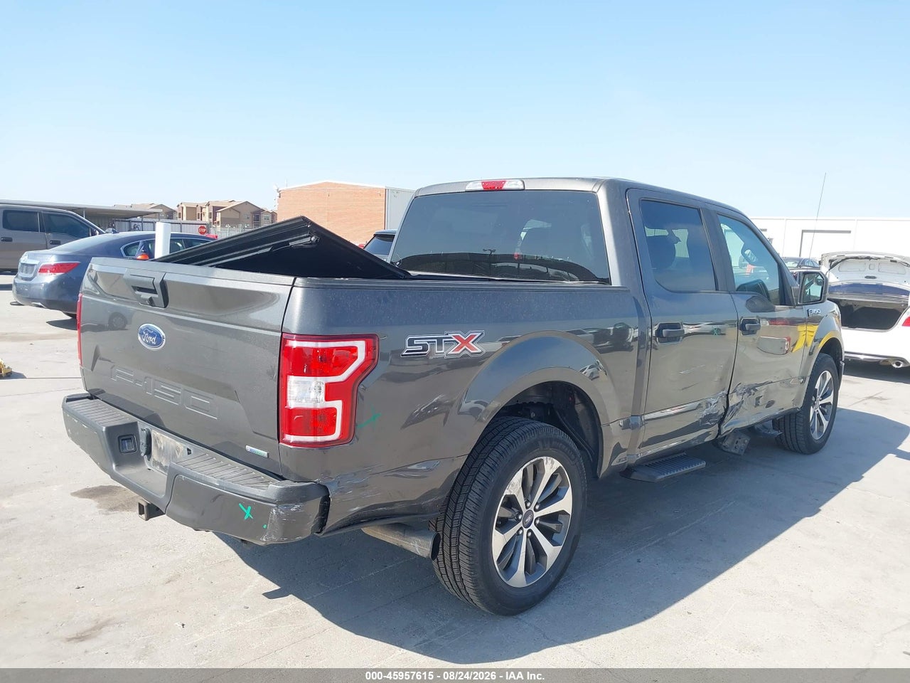 2019 FORD F-150 XL · 4/11