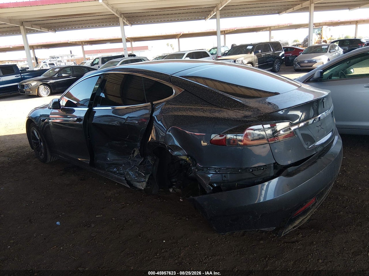 2017 TESLA MODEL S 100D/60D/75D/90D/P100D · 6/9